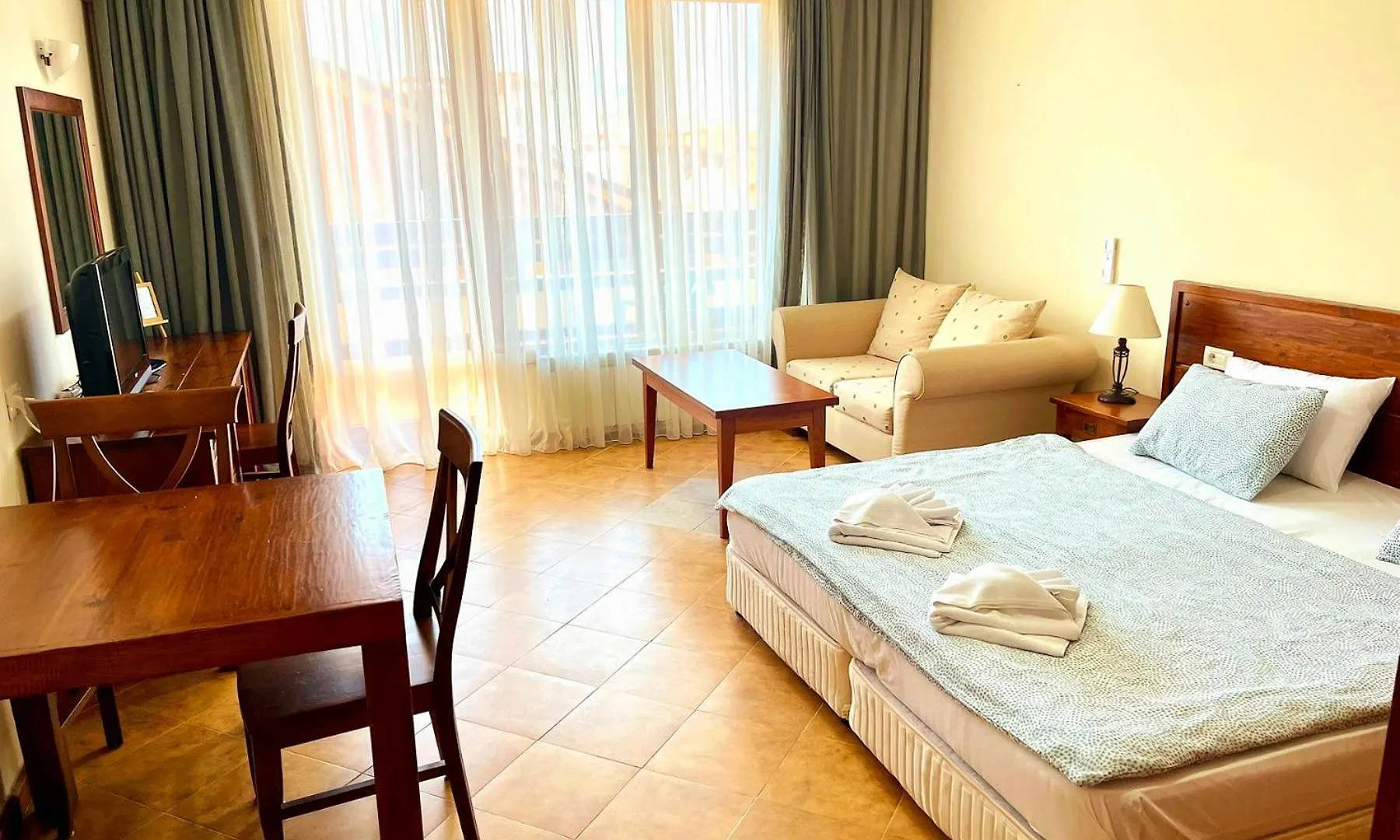 Pirin Deluxe Spa Studios Bansko